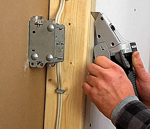 Maximum Drywall Axe: Combo Tape Measure and Blade For Perfect Drywall Cuts